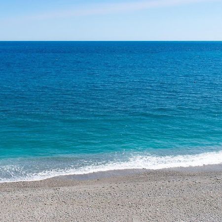 Beach House Acquamarina Letojanni Dış mekan fotoğraf