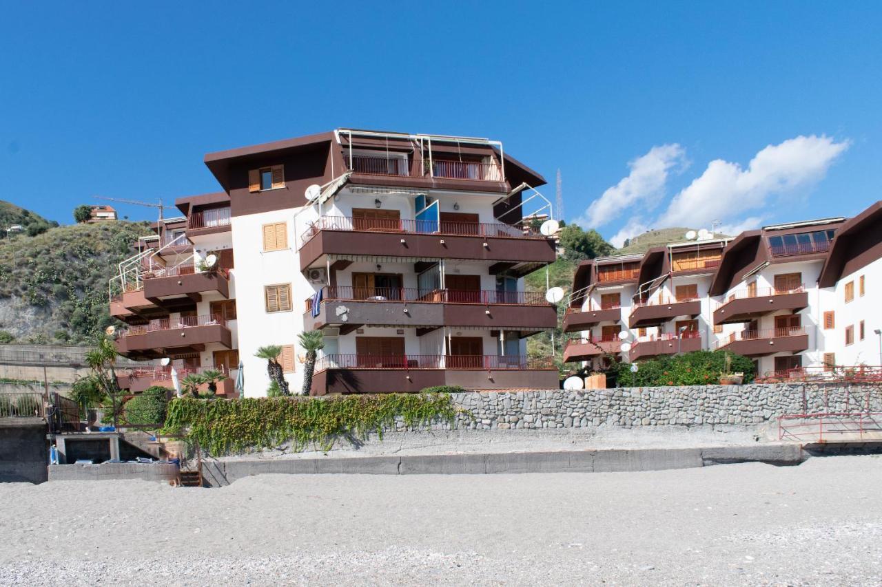 Beach House Acquamarina Letojanni Dış mekan fotoğraf